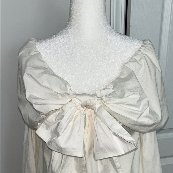 Ryu Women’s Elegant Cream Bow Blouse, Size Small - Picture 2 of 8